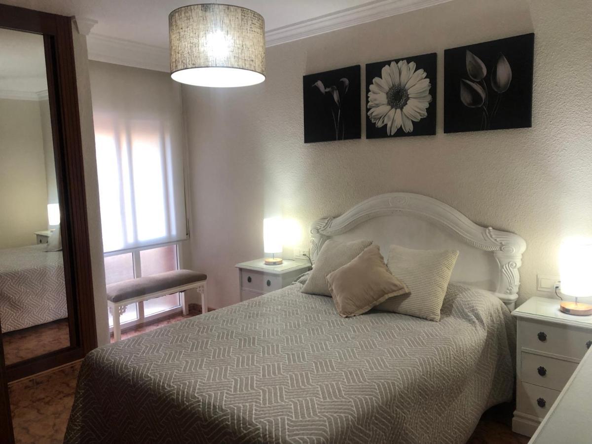 Apartmán Piso En Pedregalejo A 50M De La Playa. Màlaga Exteriér fotografie